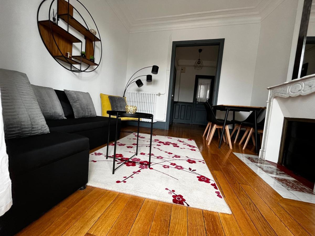 Superbe Appartement Belifontain Coeur De Ville Fontainebleau Exteriör bild