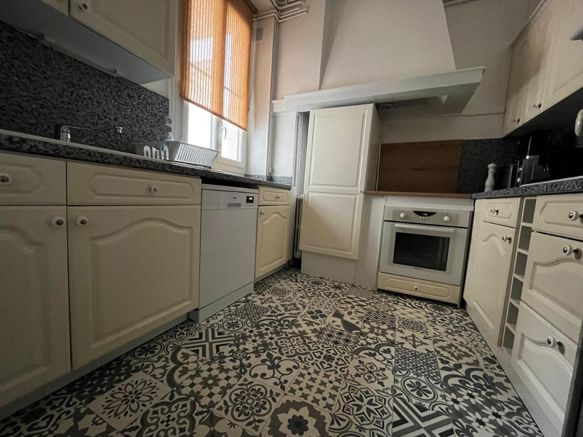 Superbe Appartement Belifontain Coeur De Ville Fontainebleau Exteriör bild